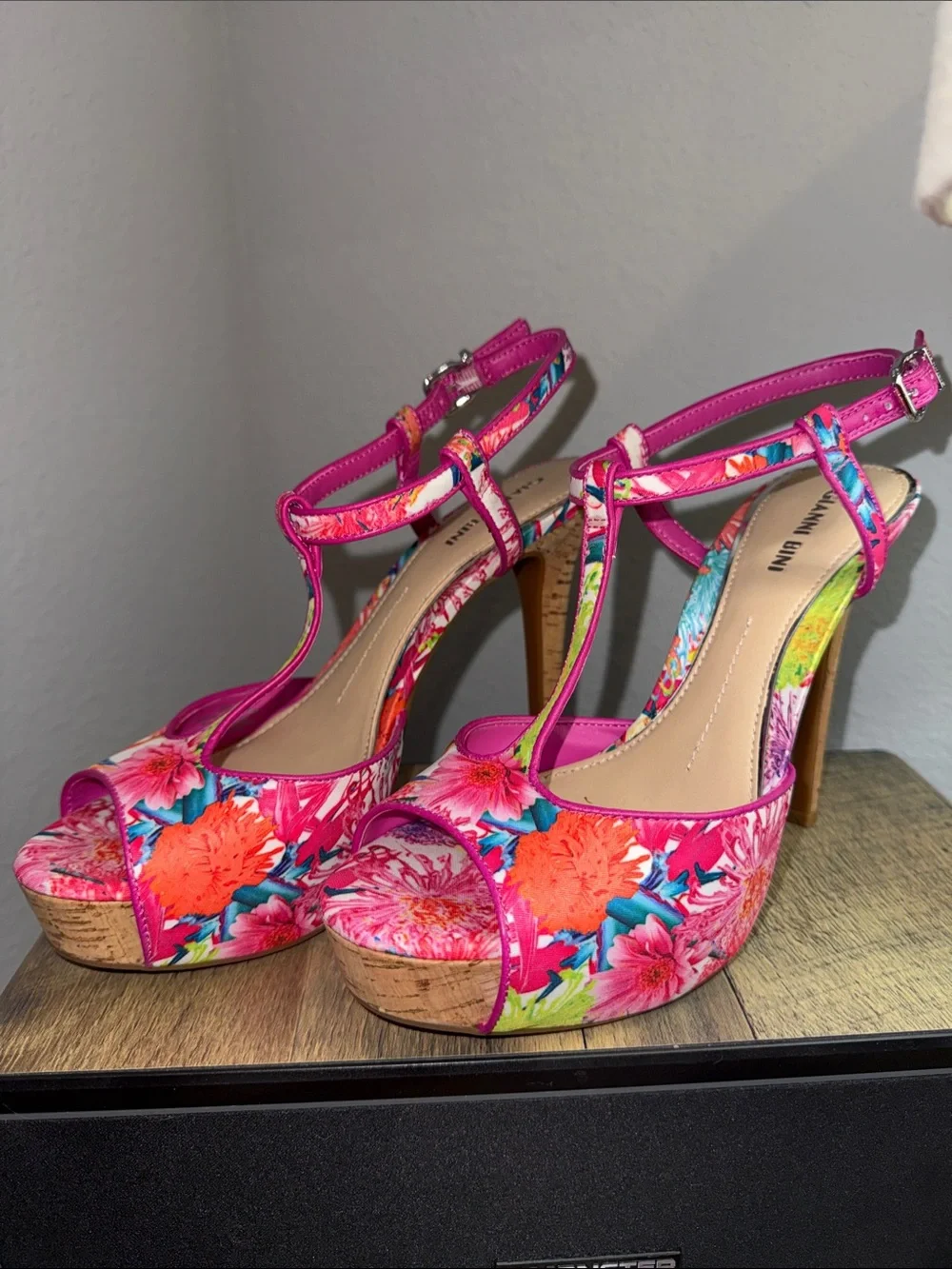 Gianni Bini Hot Pink Floral T-Strap Platform Sandals